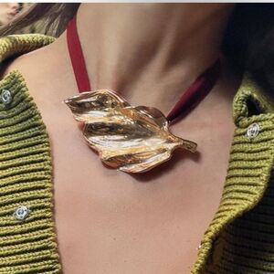 Zara Ribbon & Gold Leaf Necklace